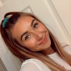 Meet your Posher, Katelyn